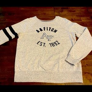 NWOT Abercrombie & Fitch heather gray sweatshirt. Size L